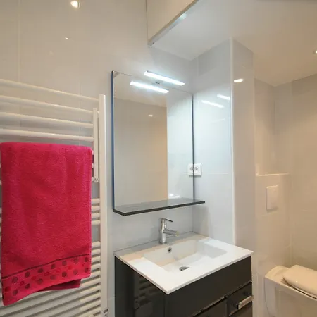 Dernier Etage Boyer Apartment *